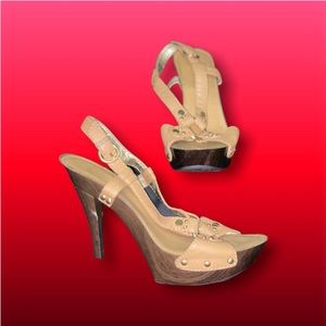 9.5B, 4 inch platform high heel sandal